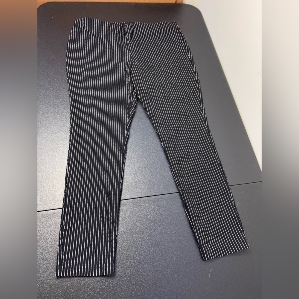 SZ 18 Who What Wear Black and White Striped Business Pants